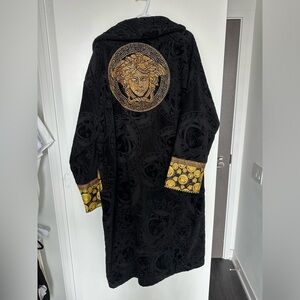 Versace Black Terry Fabric Crystal Baroque Print Robe Size XL